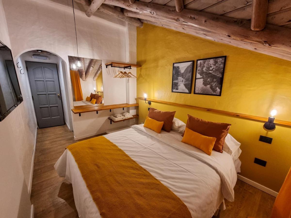 Hosteria Las Lucarnas San Martín de los Andes Exterior foto